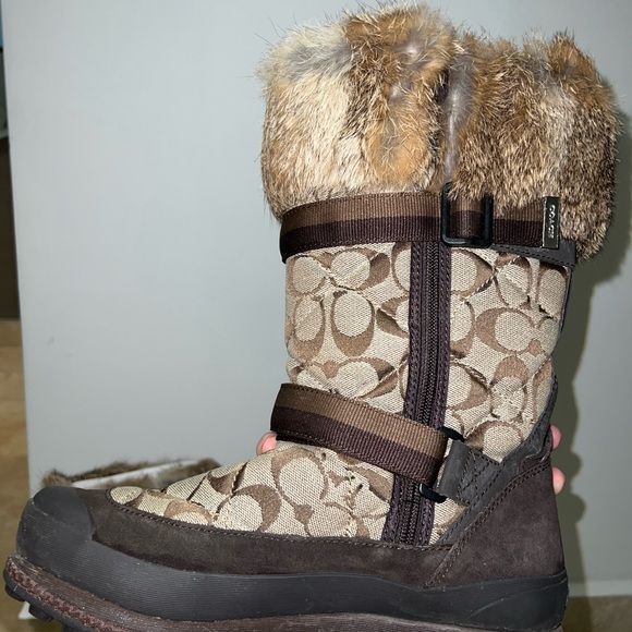 Coach Mariette Snow Boots 9.5M